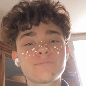 Meet your Posher, Max